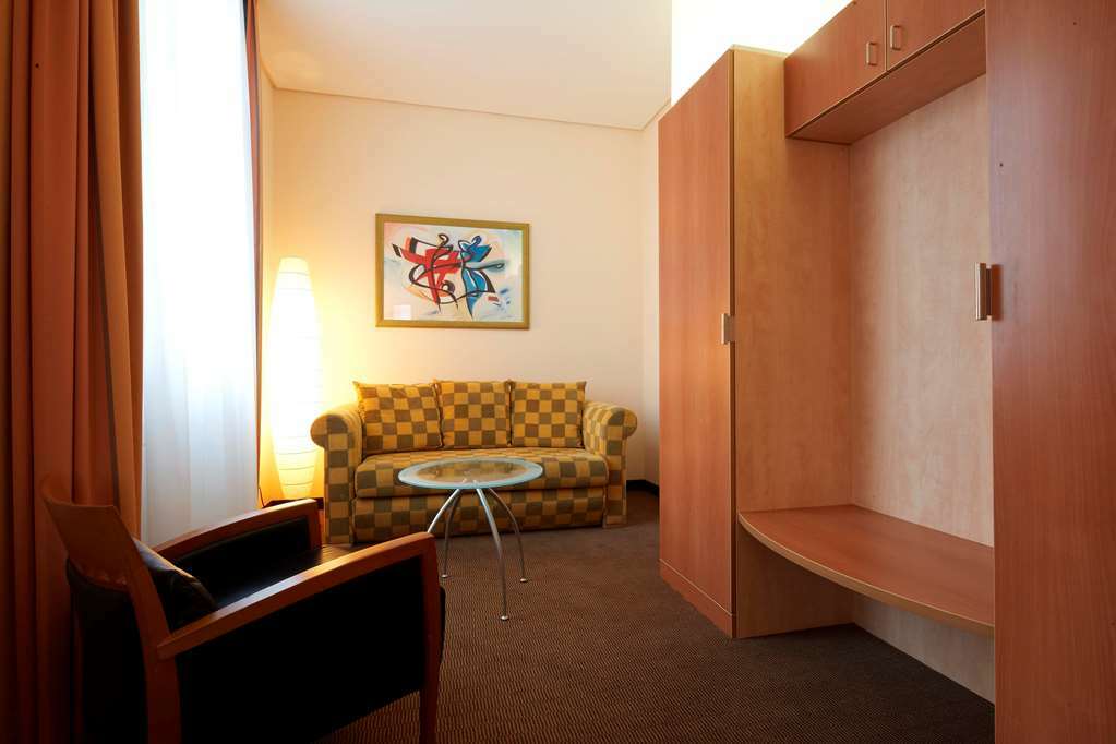 Intercityhotel Hauptbahnhof 4* Amburgo